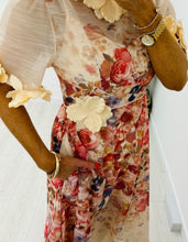 Load image into Gallery viewer, Cream 3d flower dress size s/m
