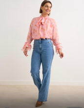 Load image into Gallery viewer, Denim three side folyrose denim flare jean
