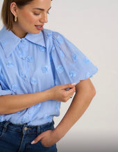 Load image into Gallery viewer, Blue floral puff sleeve kyla shirt
