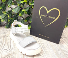 Load image into Gallery viewer, White and silver comb 197 marco tozzi sandal
