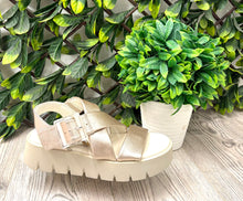 Load image into Gallery viewer, Platinum 957 marco tozzi strappy sandal
