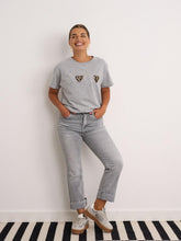 Load image into Gallery viewer, Light Grey boyfriend kyla jean
