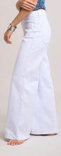 Load image into Gallery viewer, White toxik two pocket jeans
