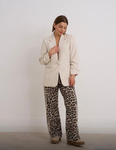 Load image into Gallery viewer, Leopard print kyla side line trouser
