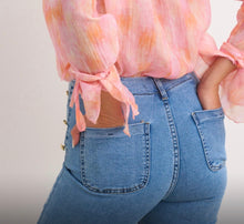 Load image into Gallery viewer, Denim three side folyrose denim flare jean
