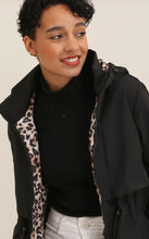 Load image into Gallery viewer, Black with internal leopard raincoat
