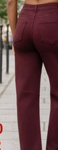 Load image into Gallery viewer, Black folyrose barrel jeans
