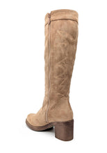 Load image into Gallery viewer, Tan suede long heeled boot 3,7,8
