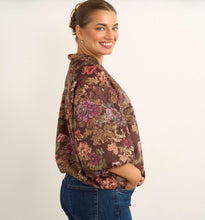 Load image into Gallery viewer, Brown floral kyla puff soft kyla jacket
