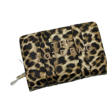 Load image into Gallery viewer, Leopard dark, black or light brown 501m purse
