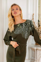 Load image into Gallery viewer, Green knit jumper dress flower embroidery
