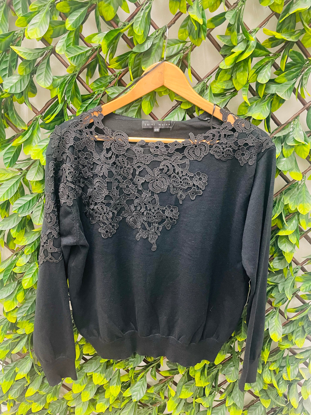 Black lace front maine jumper New About Towne