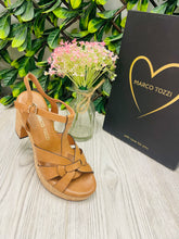 Load image into Gallery viewer, Tan cork heel marco tozzi sandal
