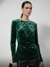 Load image into Gallery viewer, Red or green zebra soft marc angelo tops
