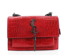 Load image into Gallery viewer, Red or green handbag
